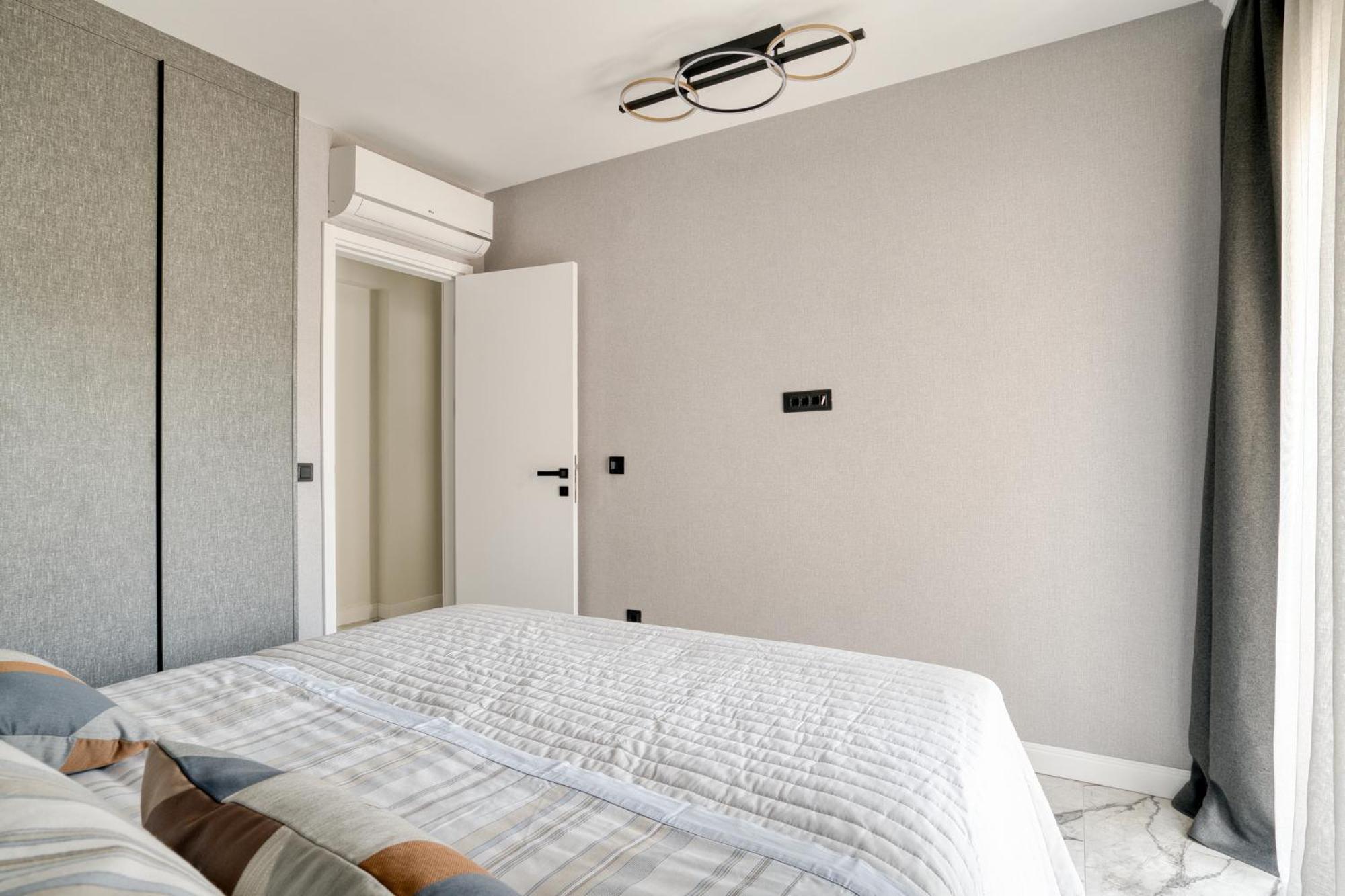 Ap Royal Oak - 2 Bedroom Apartment In Budua Esterno foto