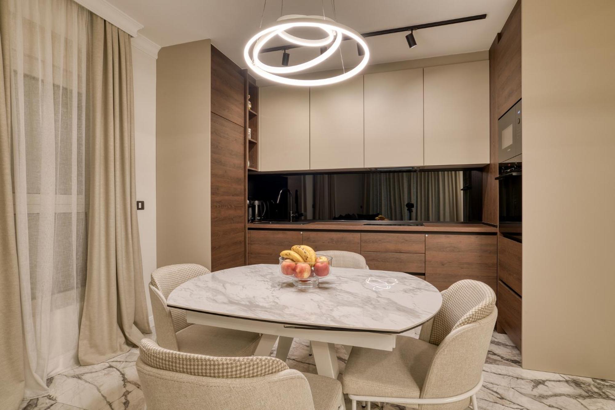 Ap Royal Oak - 2 Bedroom Apartment In Budua Esterno foto